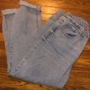 COTTON ON light-washed boyfriend jeans